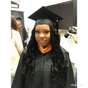 Meet your Posher, Alisa